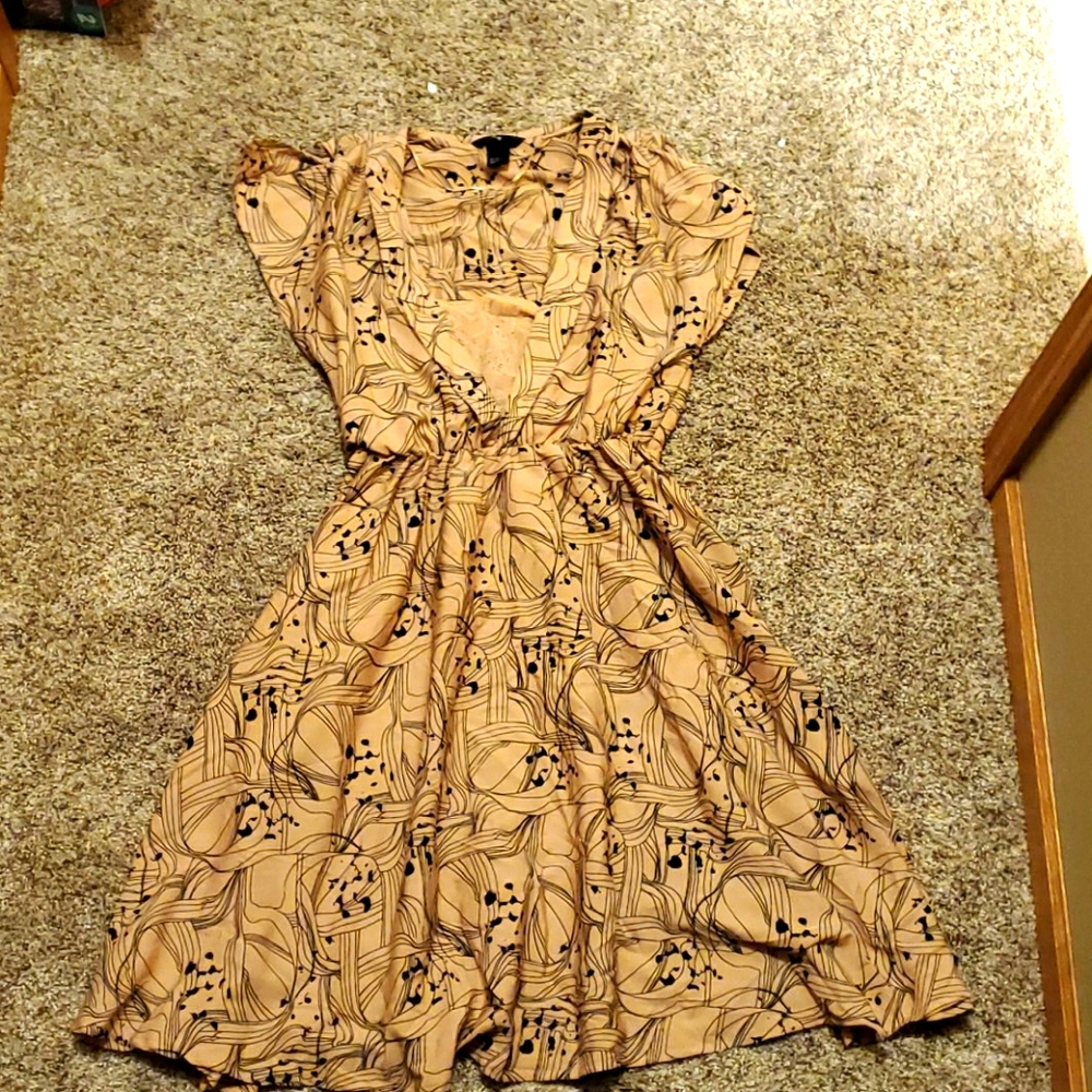 H&M Beige Floral-Print Mini Dress